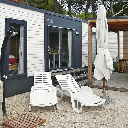 بيت للعطل Mobile Superior In Camping Kozarica, With Pool