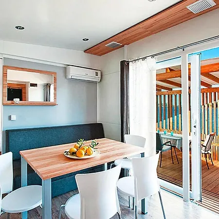 Mobile Superior In Camping Kozarica, With Pool بيت للعطل *